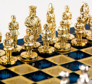 Шахи Manopoulos (SK1CBLU) шашки,нарди